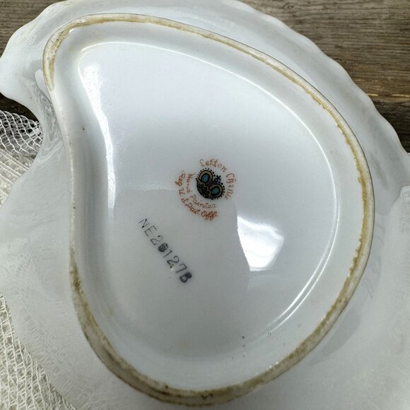 Antique Lefton China Rose Shell Dish With Pink & Purple Floral Design - Picture 4 of 8